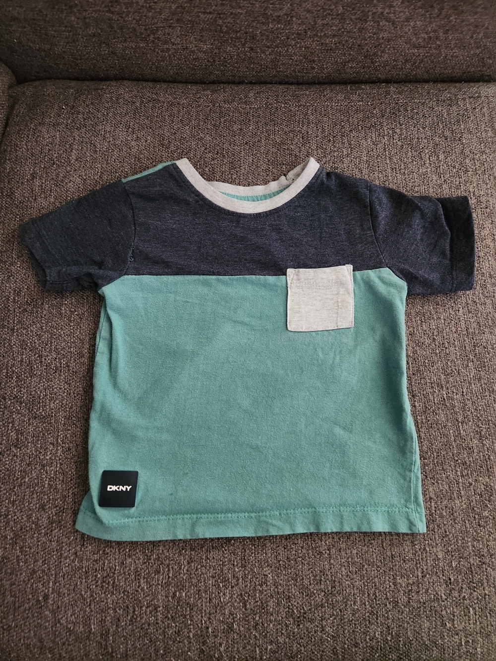 DKNY Toddler Short Sleeve Colorblock Tee in Teal & Navy Size 2T